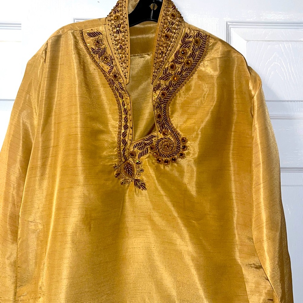 Men’s Indian/ Pakistani traditional wear kurta size large